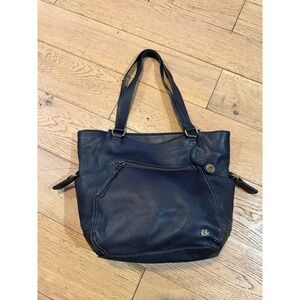 The Sak Navy Black Leather Tote Bag Shoulder Bag Zip Top Interior‎ Pockets